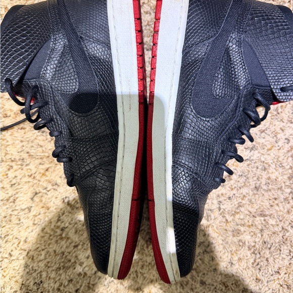 Jordan 1 Retro Nouveau Snakeskin size 10.5 - Picture 8 of 9